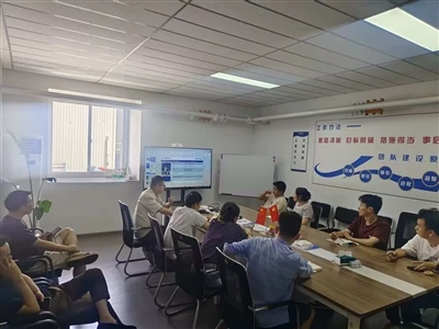 MRJ-Laser provádí komplexní školení o znalostech laserového zařízení a provoz...
